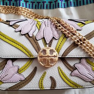 NWT***Tory Burch Chelsea applique mini bag